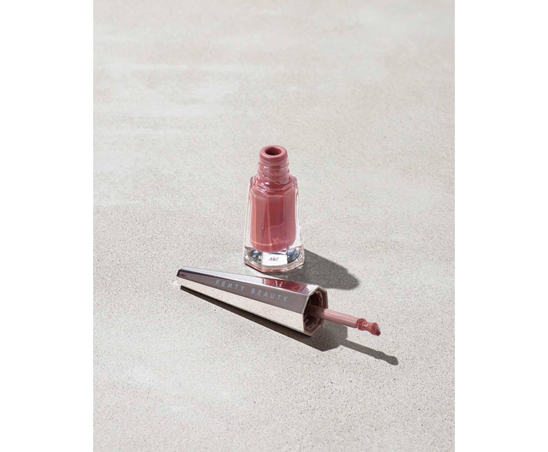 BATOM RIHANNA UNCUFFED 03 - FENTY BEAUTY BATOM RIHANNA UNCUFFED 03 - FENTY BEAUTY