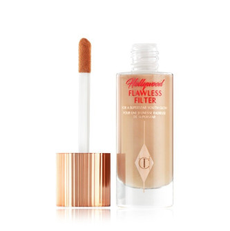 4 MEDIUM HOLLYWOOD FLAWLESS FILTER BASE CHARLOTTE TILBURY