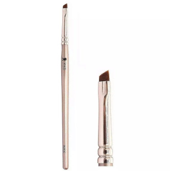 80263C (D263C) PINCEL DE DELINEAR – IKKO MAKEUP