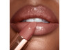 BATOM RUNWAY ROYALTY THE SUPER NUDES CHARLOTTE TILBURY 